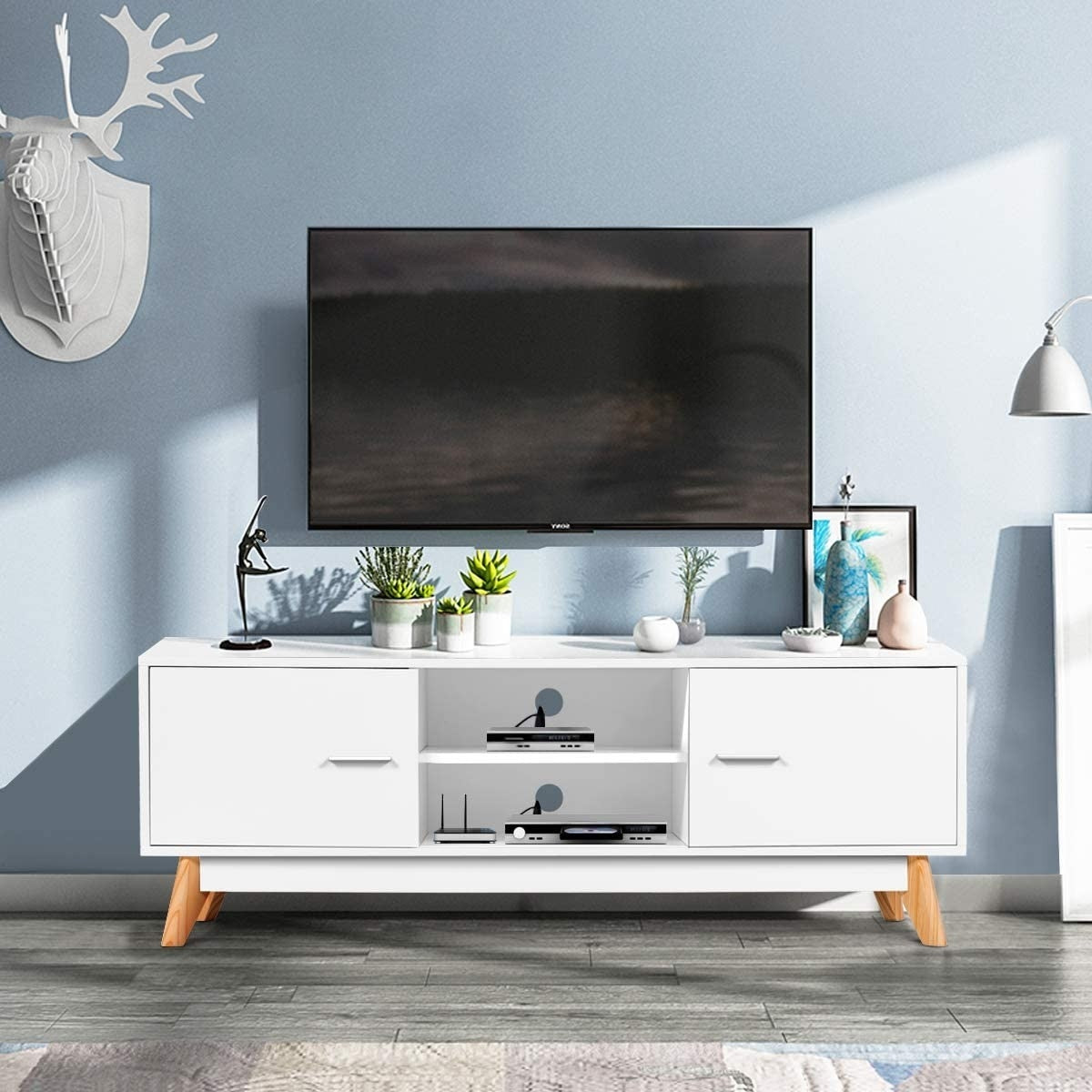 The Spotlight Stand- Glamorocean Collection