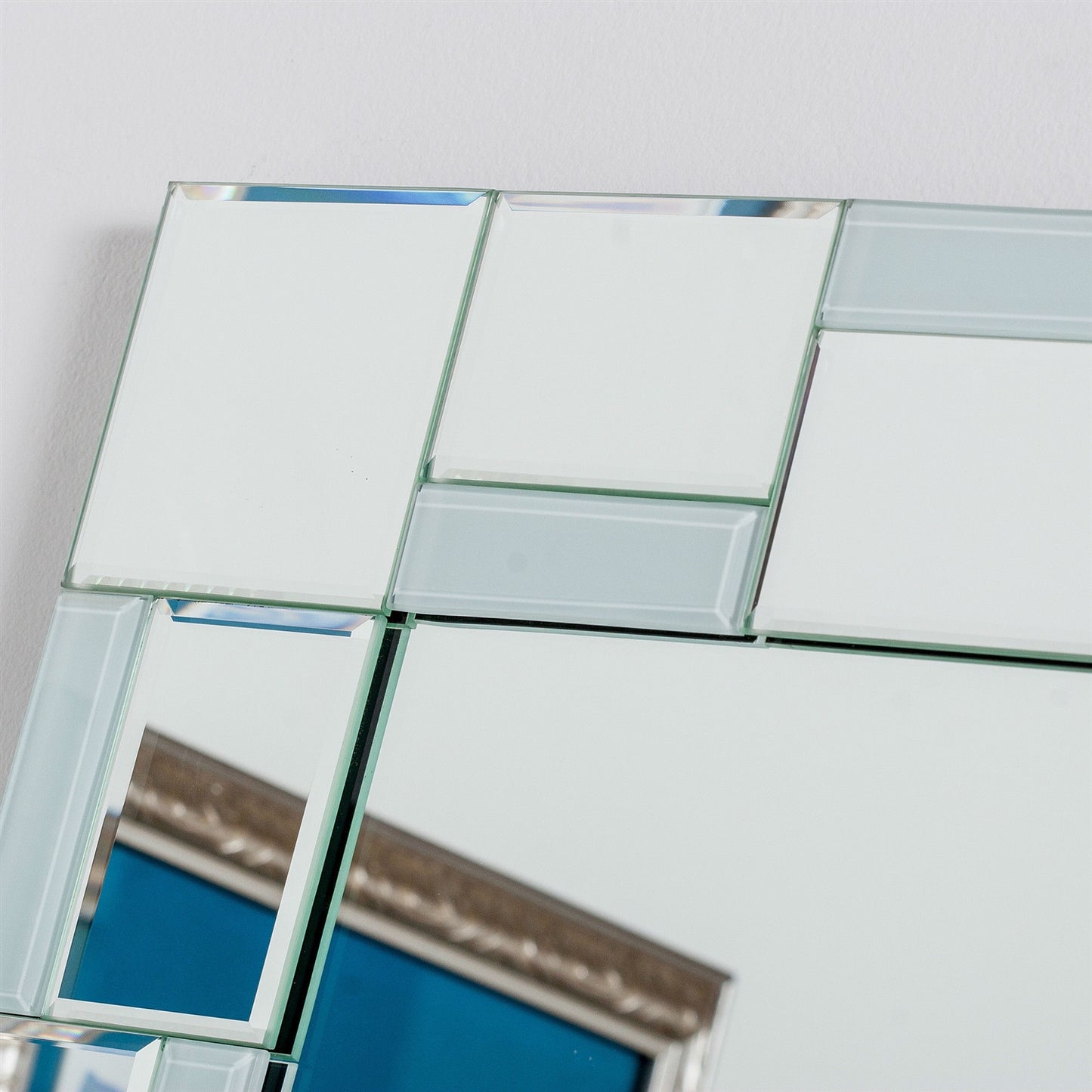 The EdgeGlow Mirror- Spa Collection